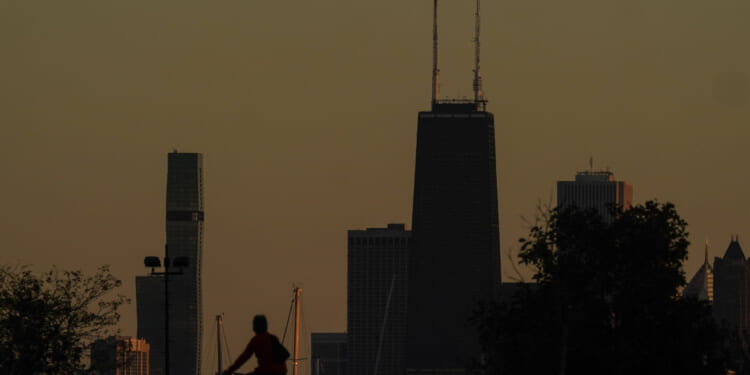 Taxes, economy top concerns for Illinoisans 